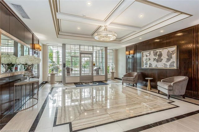 212 - 2365 Central Park Drive