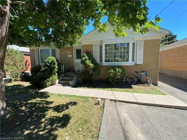 38 Cartier Crescent