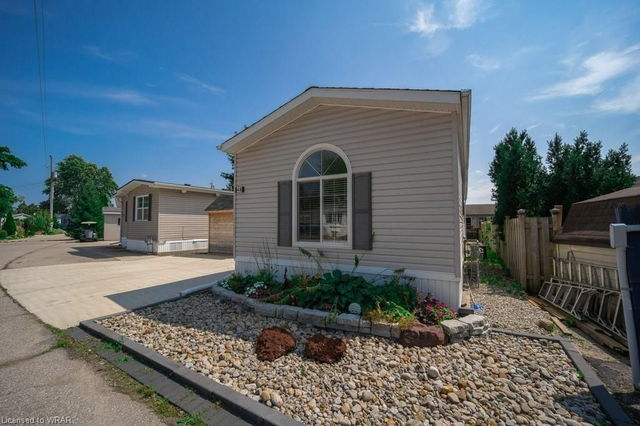 48 Jasper Heights