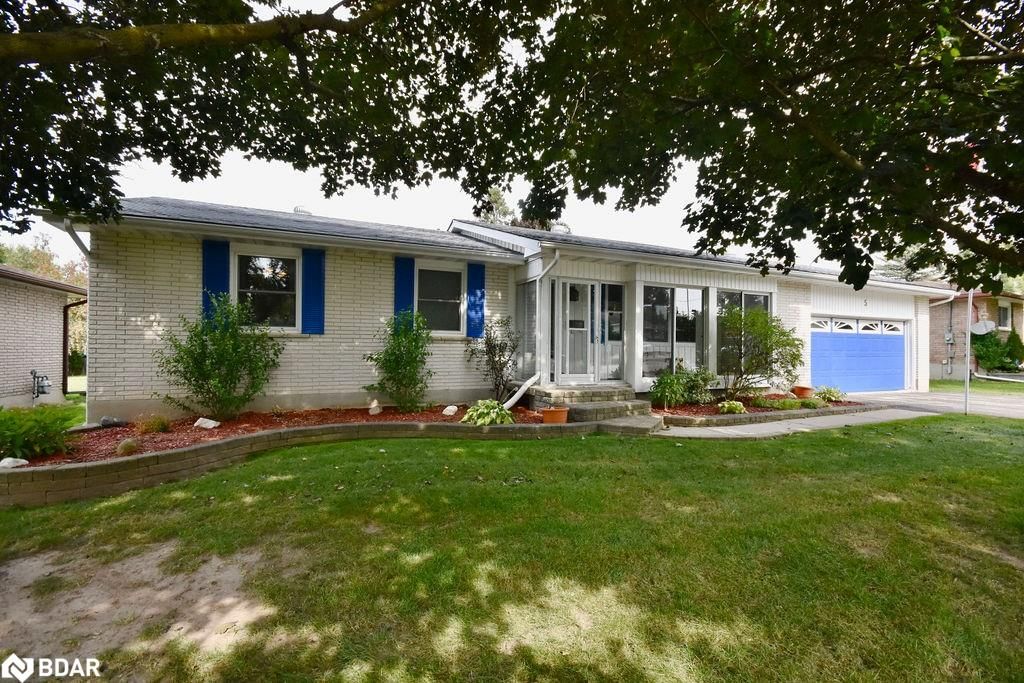 Single Family Residence sold at 5 Ellen Street, Thornton, ON, L0L 2N0 - Thornton - MLS: 40500229