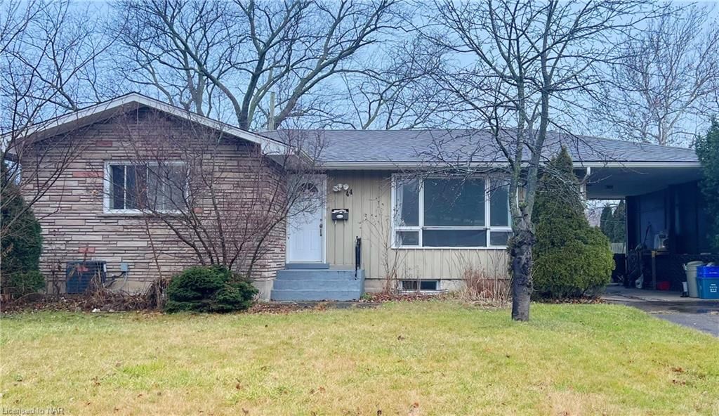 Single Family Residence sold at 44 Wakil Drive, St. Catharines, ON, L2T 3J1 - Glendale/Glenridge - MLS: 40500300