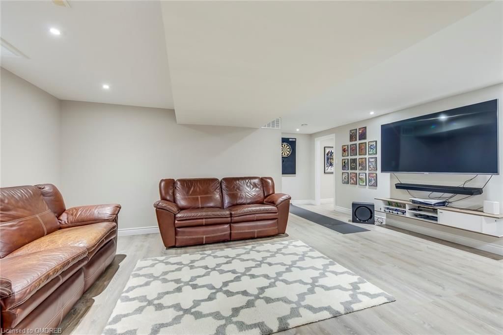 Single Family Residence sold at 1405 Wheelwright Road, Oakville, ON, L6M 2Y8 - GA Glen Abbey - MLS: 40501599