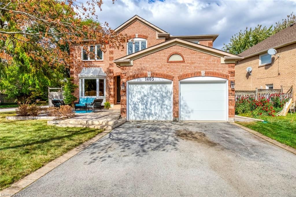 Single Family Residence sold at 1405 Wheelwright Road, Oakville, ON, L6M 2Y8 - GA Glen Abbey - MLS: 40501599