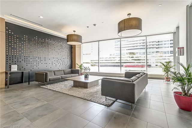 914 - 2520 Eglinton Avenue