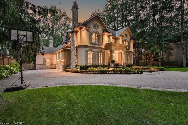 1532 Douglas Drive