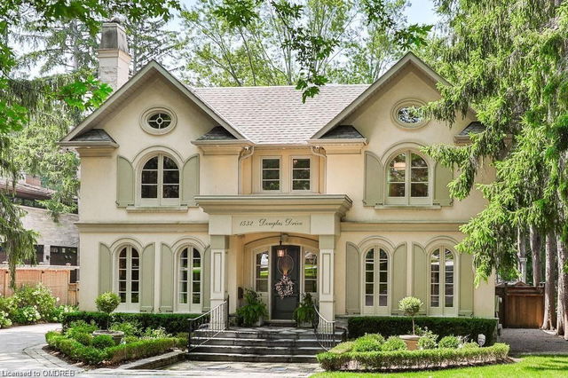 1532 Douglas Drive
