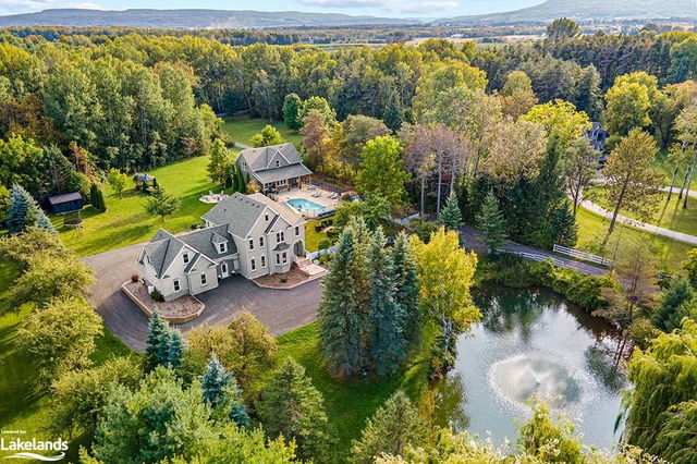 7833 Poplar Sideroad