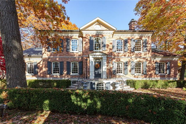 2438 Doulton Drive