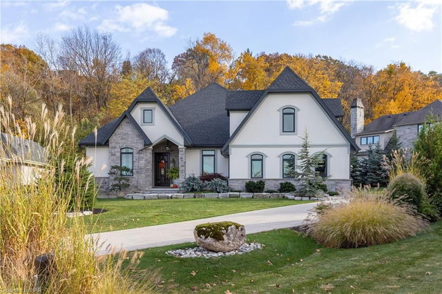 10 David Lowrey Court