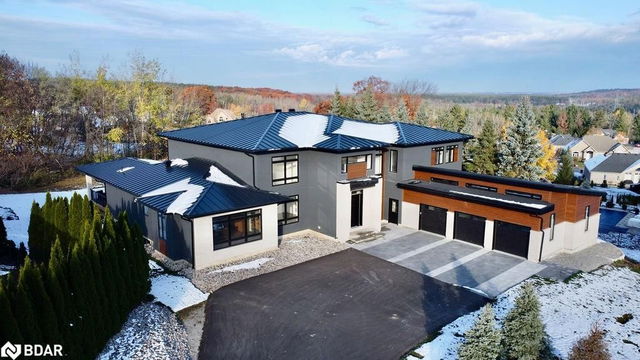 57 Glenhuron Drive