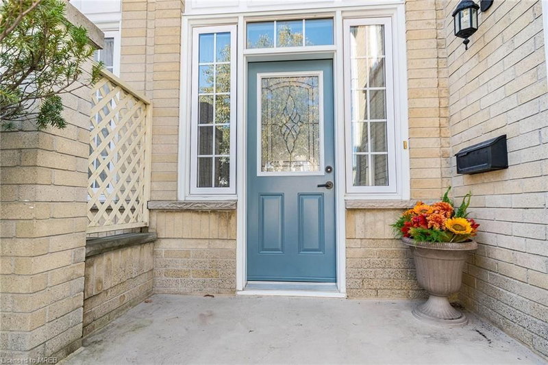 28 Hartnell Square