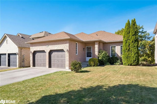 24 Silvercreek Crescent