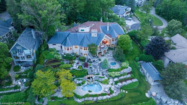 872 Whittier Crescent