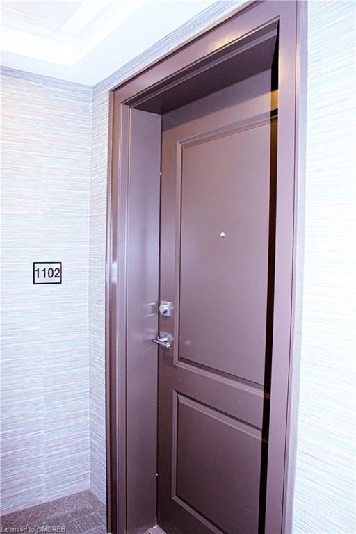 Room2