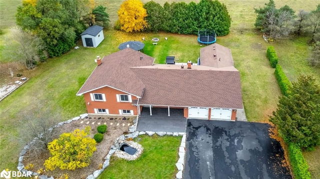 6449 20th Sideroad