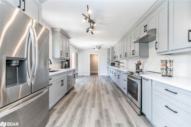 6449 20th Sideroad