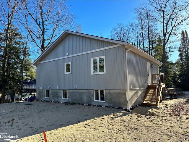 18 Tonawanda Road