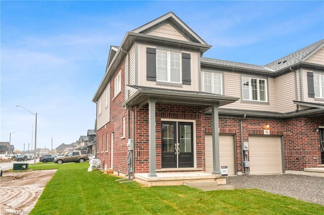 66 Alicia Crescent