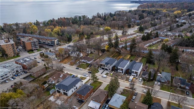 20A Broadview Avenue