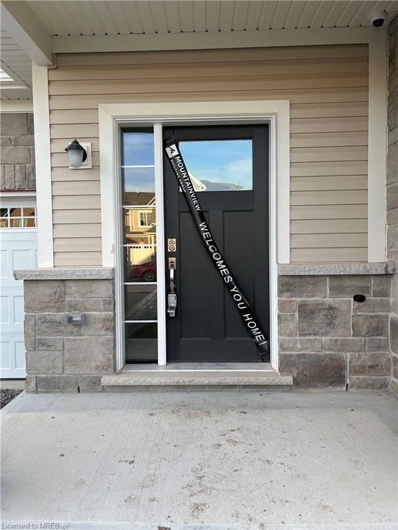 82 Alicia Crescent