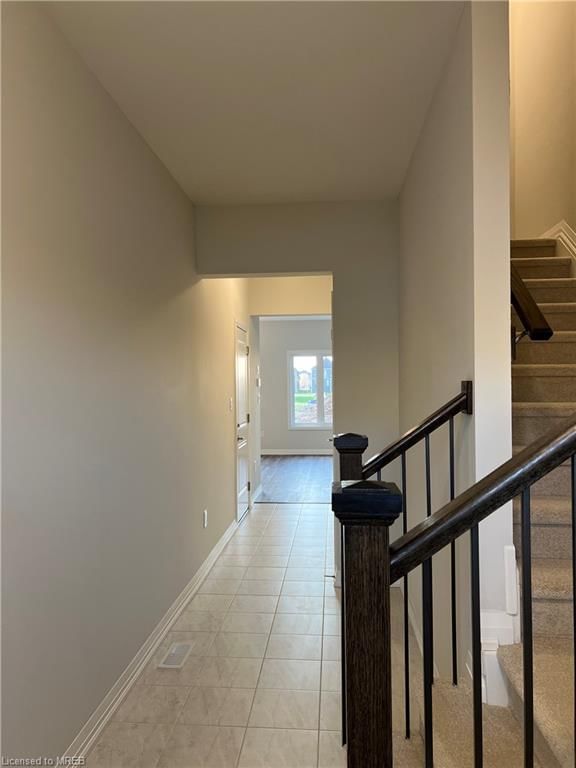 82 Alicia Crescent