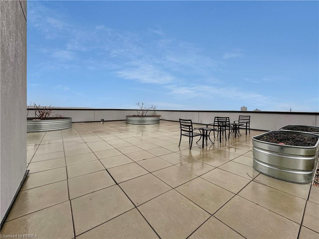 Condo/Apt Unit sold at 401-1 Wellington Street, Brantford, ON, N3T 2L3 - Downtown Core - MLS: 40519284