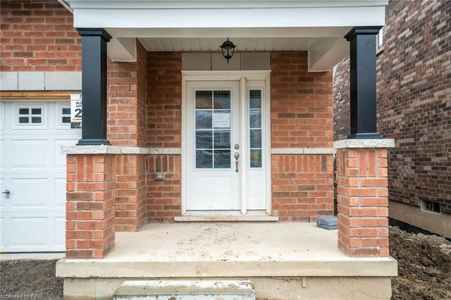 75 Sapphire Way