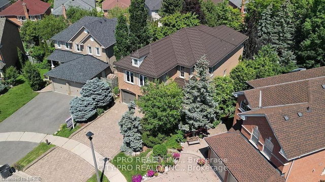 5121 Parkplace Circle