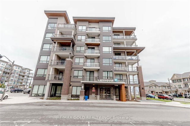 502 - 10 Esplanade Lane