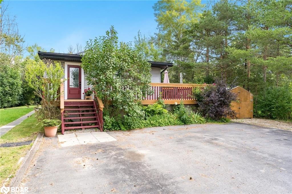 Single Family Residence sold at 9916 Highway 26, Collingwood, ON, L9Y 5P2 - Collingwood - MLS: 40520319