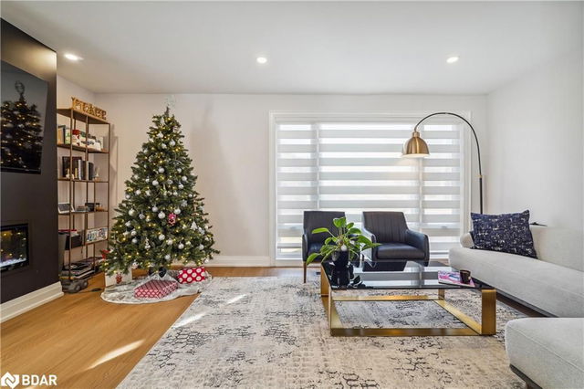 5 Westhampton Drive