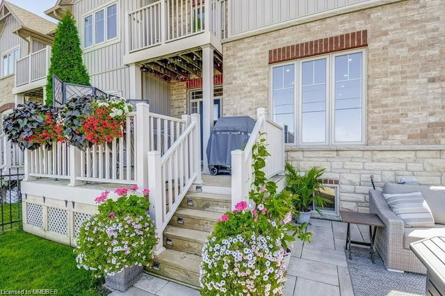 21 - 8 Lakelawn Road