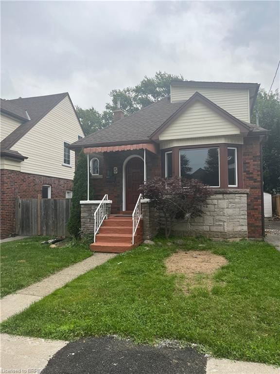 LOWER - 5 Cameron Avenue