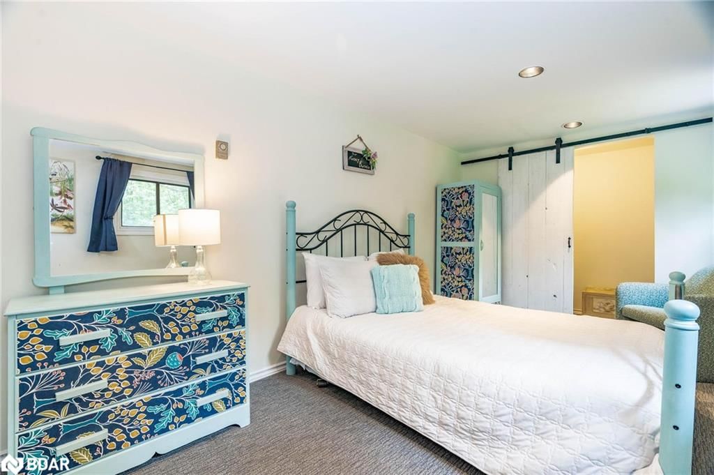 Single Family Residence sold at 7853 Poplar Lane, Washago, ON, L0K 2B0 - Rural Ramara - MLS: 40533706