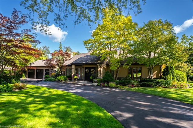 59 Colonial Crescent