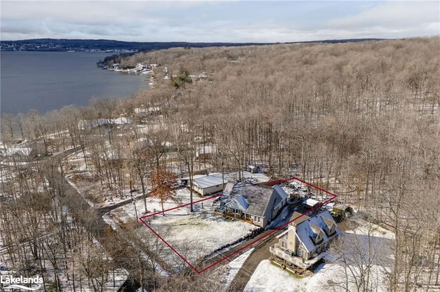 324 Lakewood Drive