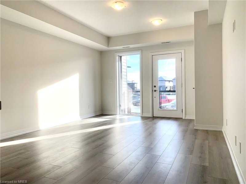 D-038 - 261 Woodbine Avenue