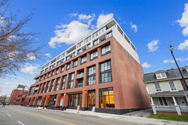 313 - 2720 Dundas Street W