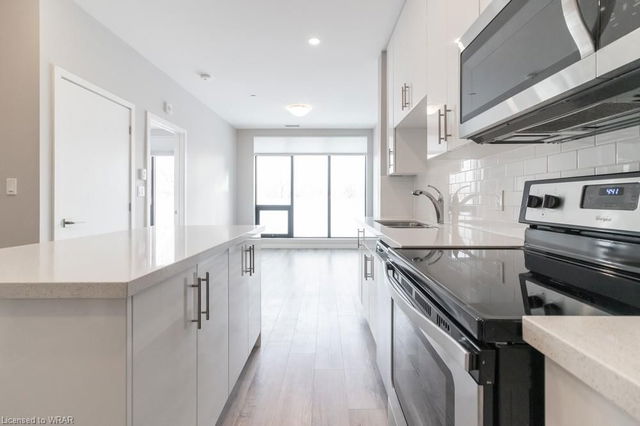 223 - 690 King Street W