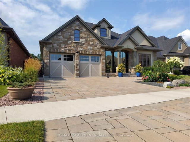 54 Rosewood Crescent