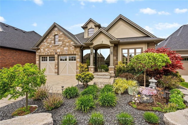 54 Rosewood Crescent
