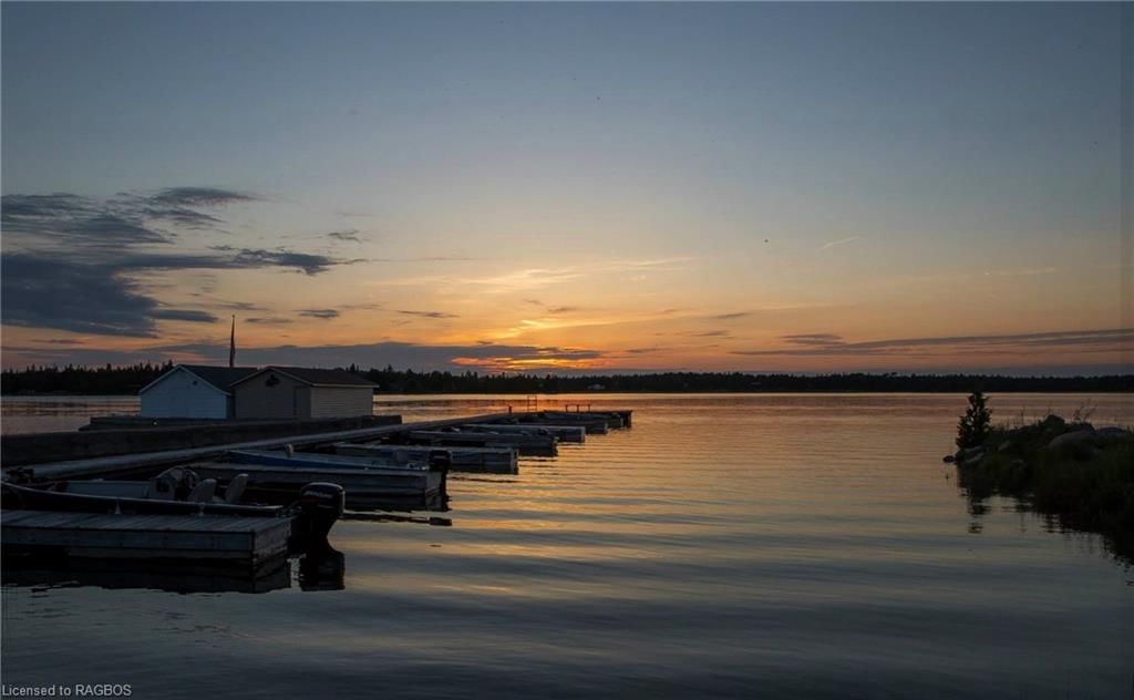 Single Family Residence sold at 847 Pike Bay Road, Northern Bruce Peninsula, Northern Bruce Peninsula, N0H 2T0 - MLS: 40549969