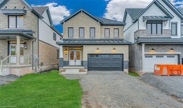 46 Aviron Crescent
