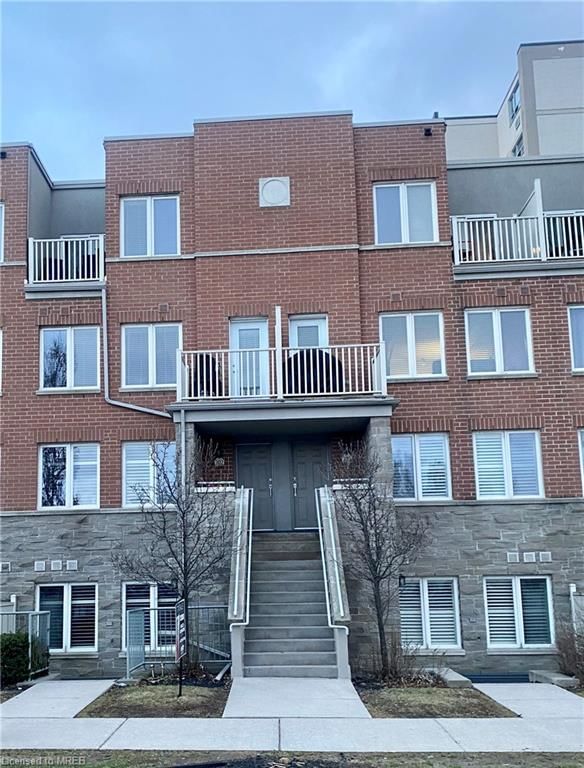 202 - 25 Richgrove Drive