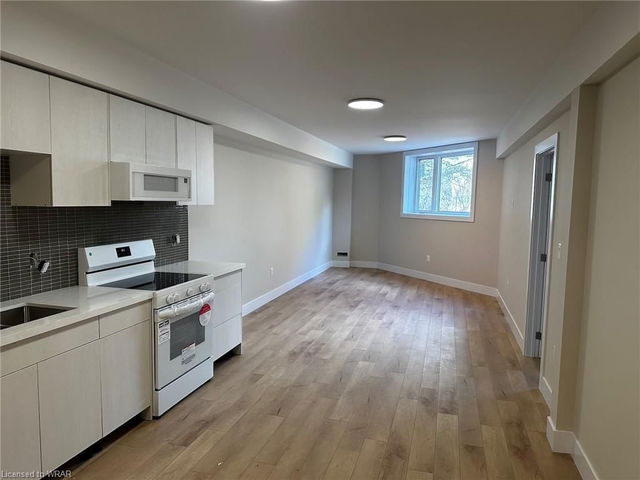 Lower - 268 Southampton Pl Place