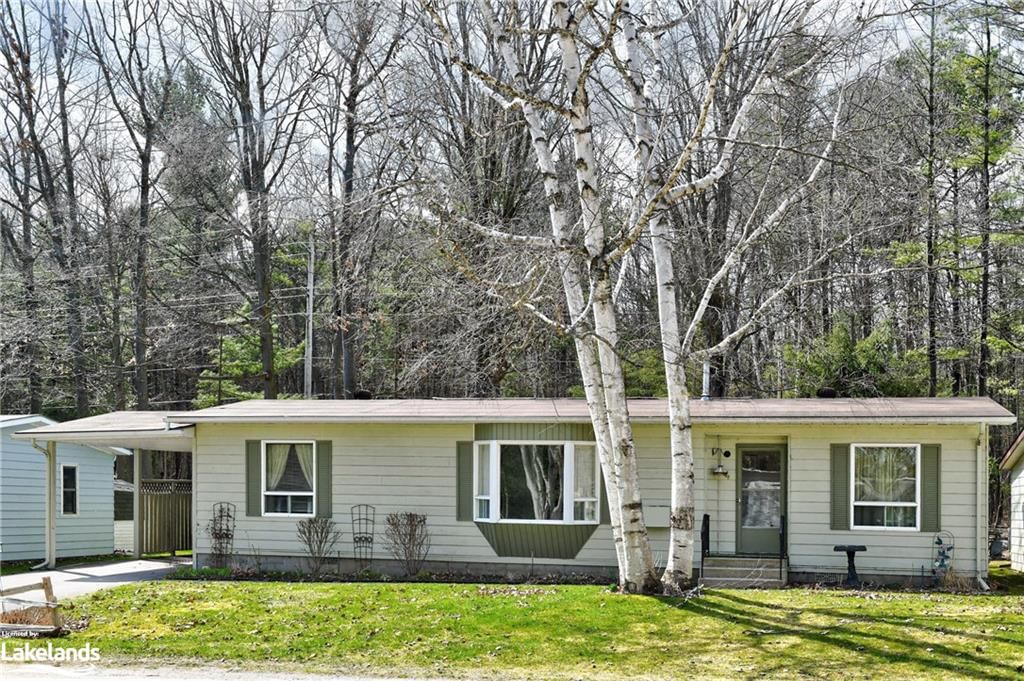 Modular Home sold at 4 Allen Drive, Wasaga Beach, ON, L9Z 1K5 - Wasaga Beach - MLS: 40569227