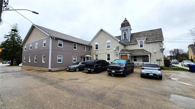 133 Wellington Street East Street