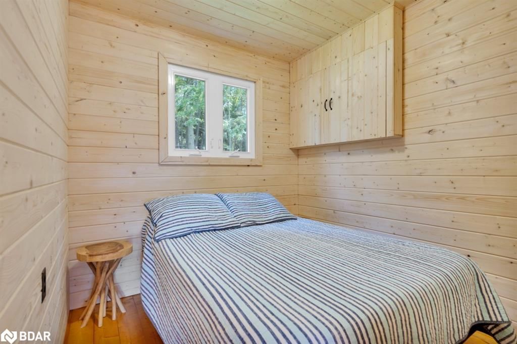 Single Family Residence sold at 660 Thirty Island Road, Cloyne, ON, K0H 1L0 - Addington Highlands - MLS: 40574135