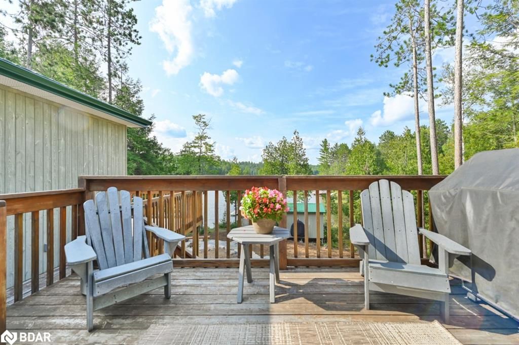 Single Family Residence sold at 660 Thirty Island Road, Cloyne, ON, K0H 1L0 - Addington Highlands - MLS: 40574135