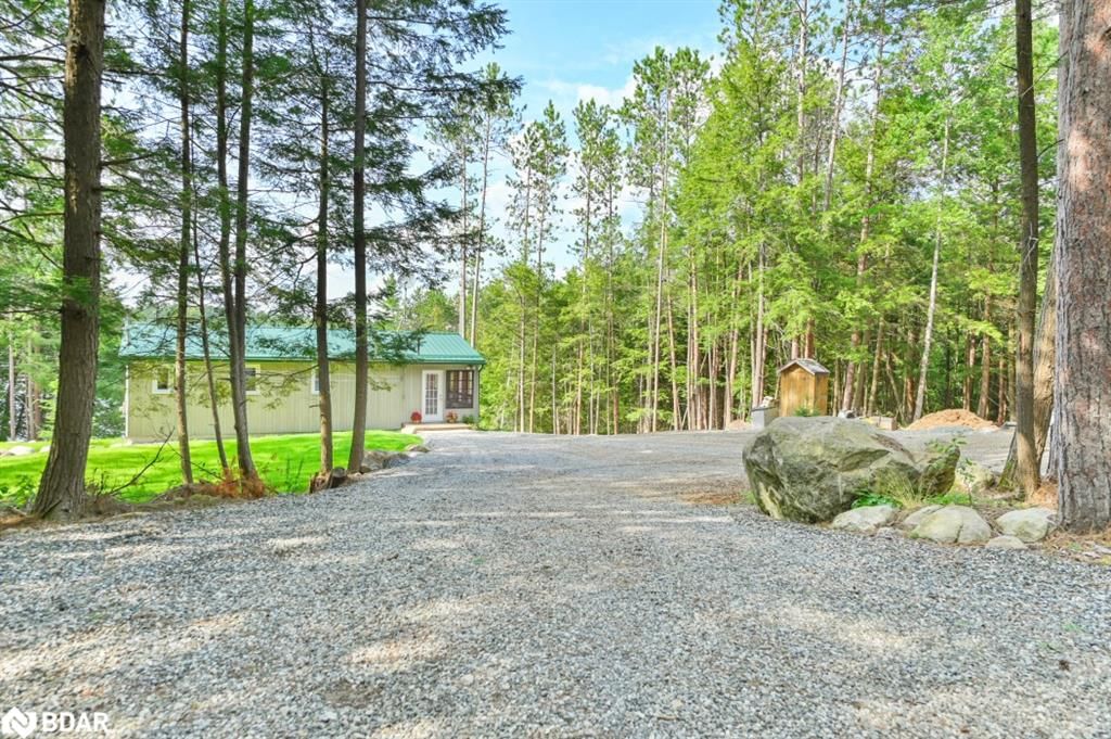 Single Family Residence sold at 660 Thirty Island Road, Cloyne, ON, K0H 1L0 - Addington Highlands - MLS: 40574135